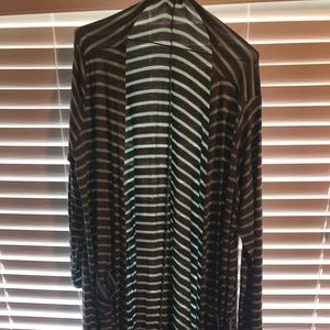 Lularoe Sarah Sweater